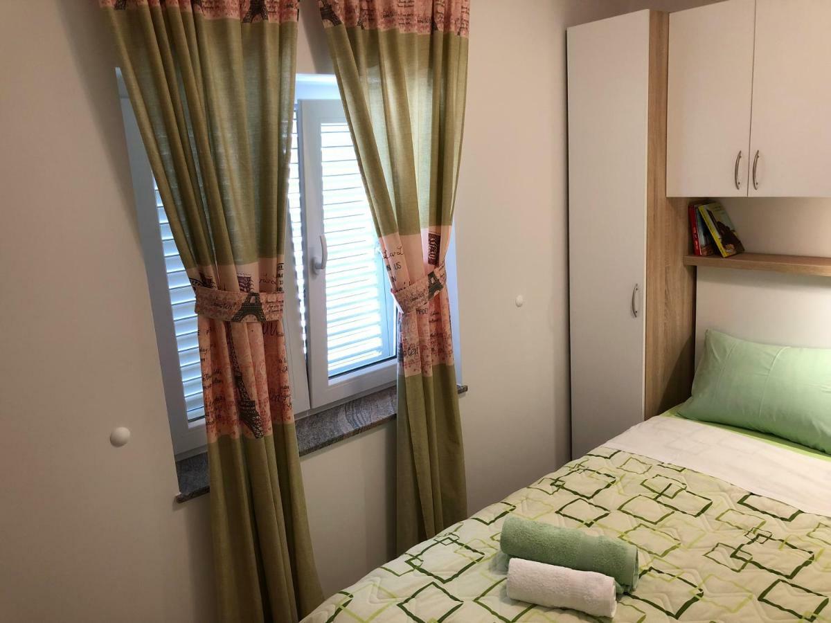 Apartments Galic Шибеник Екстер'єр фото